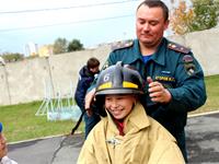 Посвящение школьников в юные пожарные в рамках акции 